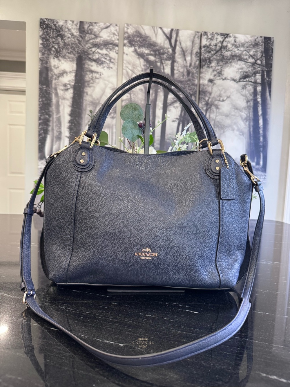 💙Coach Edie 31 Pebbled Leather Shoulder Bag Navy Blue Gold Hardware Crossbody - Picture 2 of 16